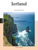 reisgids Wild Atlantic Way 9789493201217 Lucy Deutekom Edicola   Reisgidsen Munster, Cork & Kerry