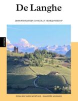 reisgids de Langhe 9789493259065 Klein Woolthuis, Rosalinde / Murialdo, Giampiero Edicola PassePartout  Reisgidsen Turijn, Piemonte